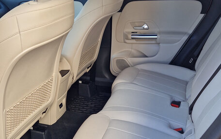 Mercedes-Benz GLA, 2020 год, 3 999 999 рублей, 14 фотография