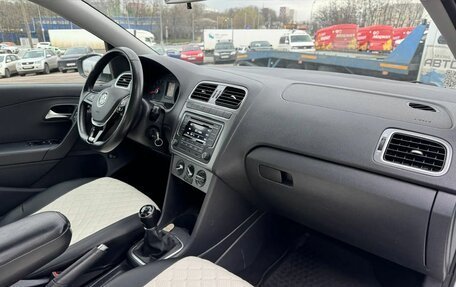 Volkswagen Polo VI (EU Market), 2016 год, 960 000 рублей, 10 фотография