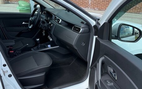 Renault Duster, 2022 год, 2 120 000 рублей, 9 фотография