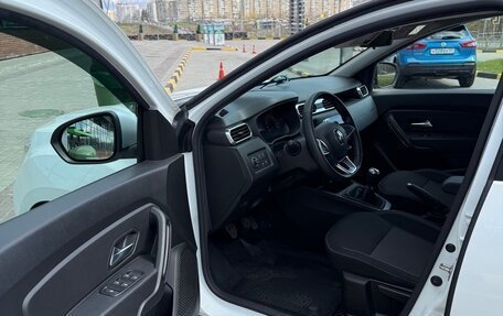 Renault Duster, 2022 год, 2 120 000 рублей, 10 фотография