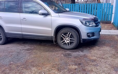 Volkswagen Tiguan I, 2011 год, 1 200 000 рублей, 3 фотография