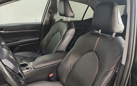 Toyota Camry, 2019 год, 3 050 000 рублей, 29 фотография