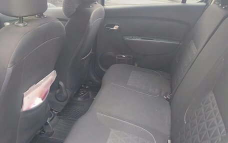 Renault Sandero II рестайлинг, 2017 год, 850 000 рублей, 4 фотография