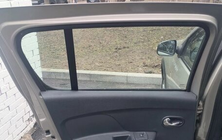 Renault Sandero II рестайлинг, 2017 год, 850 000 рублей, 5 фотография