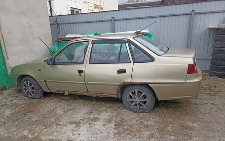Daewoo Nexia I рестайлинг, 2011 год, 65 000 рублей, 2 фотография