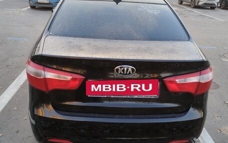 KIA Rio III рестайлинг, 2013 год, 630 000 рублей, 2 фотография