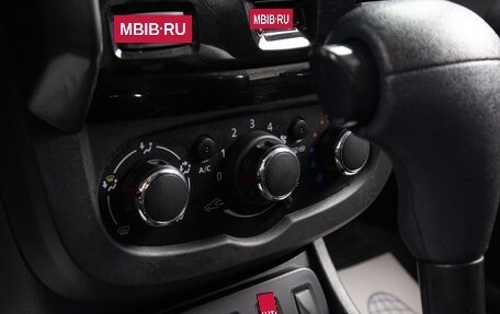 Renault Duster I рестайлинг, 2016 год, 1 229 000 рублей, 13 фотография