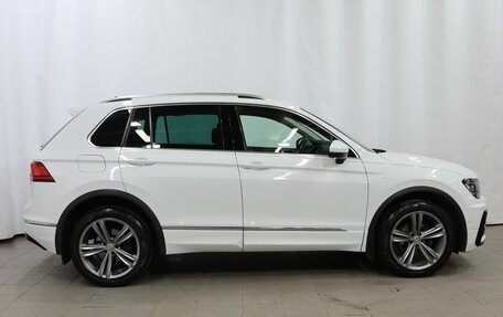 Volkswagen Tiguan II, 2019 год, 2 649 000 рублей, 6 фотография