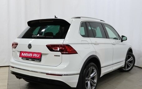 Volkswagen Tiguan II, 2019 год, 2 649 000 рублей, 4 фотография