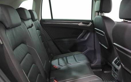 Volkswagen Tiguan II, 2019 год, 2 649 000 рублей, 19 фотография