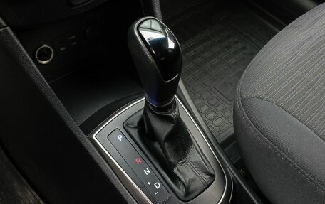 Hyundai Solaris II рестайлинг, 2016 год, 1 139 000 рублей, 13 фотография