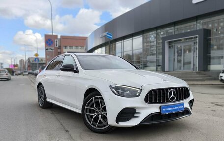 Mercedes-Benz E-Класс, 2021 год, 4 900 000 рублей, 3 фотография