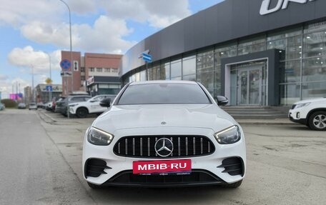 Mercedes-Benz E-Класс, 2021 год, 4 900 000 рублей, 2 фотография