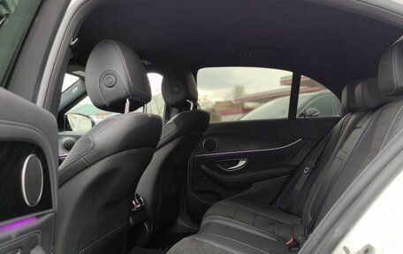 Mercedes-Benz E-Класс, 2021 год, 4 900 000 рублей, 16 фотография