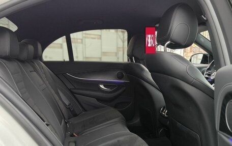 Mercedes-Benz E-Класс, 2021 год, 4 900 000 рублей, 17 фотография