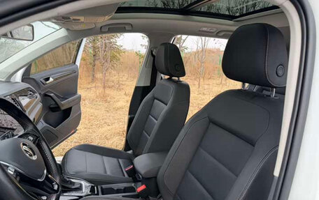 Volkswagen T-Roc I, 2021 год, 1 650 000 рублей, 9 фотография