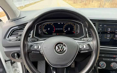 Volkswagen T-Roc I, 2021 год, 1 650 000 рублей, 12 фотография