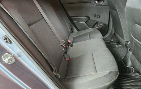 Hyundai Solaris II рестайлинг, 2017 год, 875 000 рублей, 13 фотография