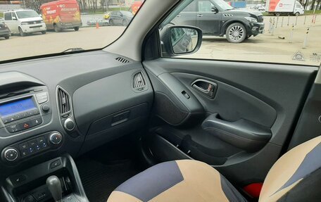 Hyundai ix35 I рестайлинг, 2013 год, 1 265 000 рублей, 12 фотография