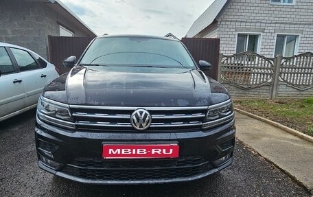 Volkswagen Tiguan II, 2017 год, 2 370 000 рублей, 1 фотография