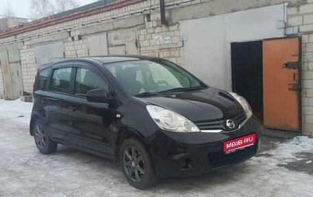Nissan Note II рестайлинг, 2013 год, 900 000 рублей, 1 фотография