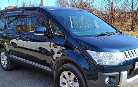 Mitsubishi Delica D:5 I, 2009 год, 1 850 000 рублей, 2 фотография