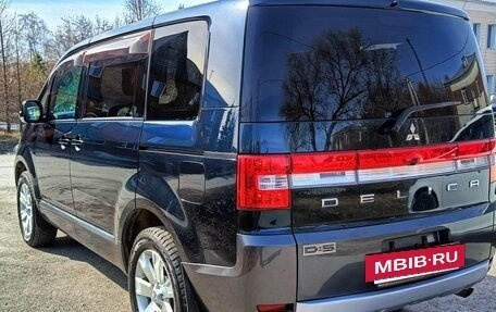 Mitsubishi Delica D:5 I, 2009 год, 1 850 000 рублей, 4 фотография