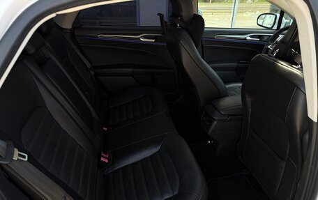 Ford Fusion (North America) II, 2014 год, 1 350 000 рублей, 17 фотография