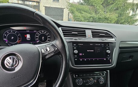 Volkswagen Tiguan II, 2017 год, 2 370 000 рублей, 8 фотография