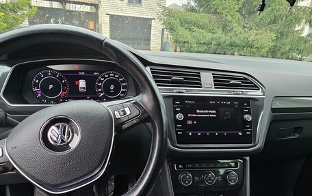 Volkswagen Tiguan II, 2017 год, 2 370 000 рублей, 9 фотография