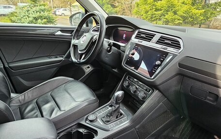 Volkswagen Tiguan II, 2017 год, 2 370 000 рублей, 15 фотография