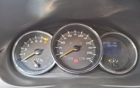 Renault Fluence I, 2011 год, 540 000 рублей, 13 фотография