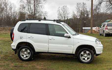 Chevrolet Niva I рестайлинг, 2012 год, 900 000 рублей, 4 фотография