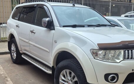 Mitsubishi Pajero Sport II рестайлинг, 2013 год, 2 000 000 рублей, 9 фотография