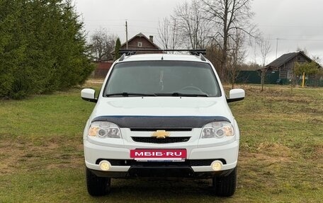 Chevrolet Niva I рестайлинг, 2012 год, 900 000 рублей, 2 фотография