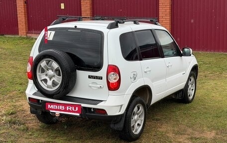 Chevrolet Niva I рестайлинг, 2012 год, 900 000 рублей, 6 фотография