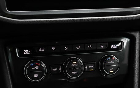 Volkswagen Tiguan II, 2019 год, 2 999 000 рублей, 14 фотография