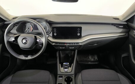 Skoda Octavia IV, 2021 год, 2 500 000 рублей, 13 фотография