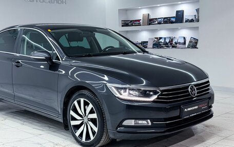Volkswagen Passat B8 рестайлинг, 2019 год, 1 990 000 рублей, 6 фотография