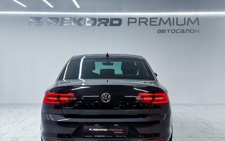 Volkswagen Passat B8 рестайлинг, 2019 год, 1 990 000 рублей, 26 фотография