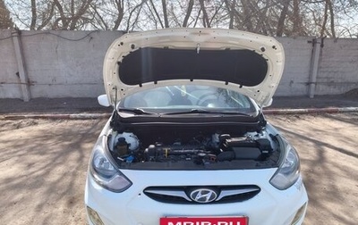 Hyundai Solaris II рестайлинг, 2014 год, 950 000 рублей, 1 фотография