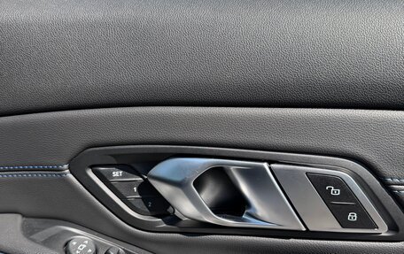 BMW 3 серия, 2020 год, 3 100 000 рублей, 12 фотография