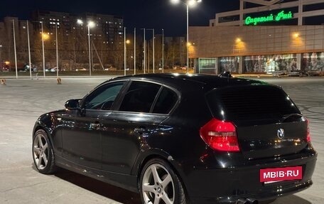 BMW 1 серия, 2007 год, 800 000 рублей, 7 фотография