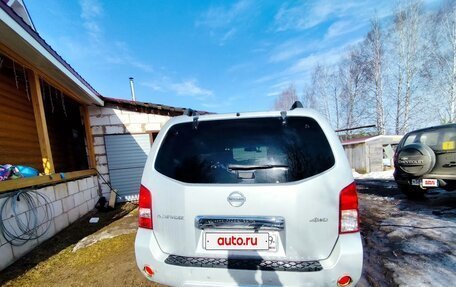 Nissan Pathfinder, 2010 год, 1 070 000 рублей, 3 фотография