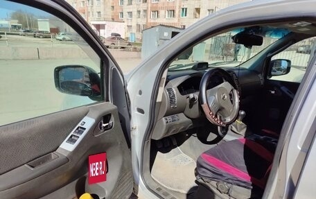 Nissan Pathfinder, 2010 год, 1 070 000 рублей, 7 фотография