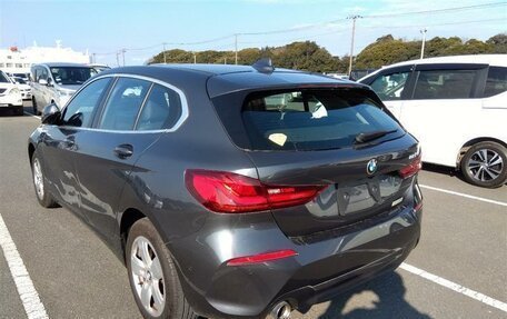 BMW 1 серия, 2021 год, 1 780 000 рублей, 8 фотография