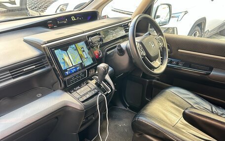 Honda Stepwgn IV, 2017 год, 1 800 000 рублей, 13 фотография