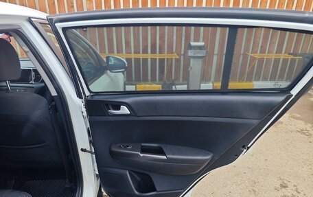 KIA Sportage IV рестайлинг, 2018 год, 1 890 000 рублей, 10 фотография