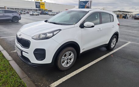 KIA Sportage IV рестайлинг, 2018 год, 1 890 000 рублей, 2 фотография
