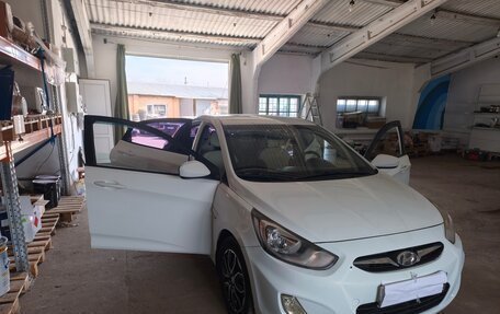 Hyundai Solaris II рестайлинг, 2014 год, 950 000 рублей, 11 фотография